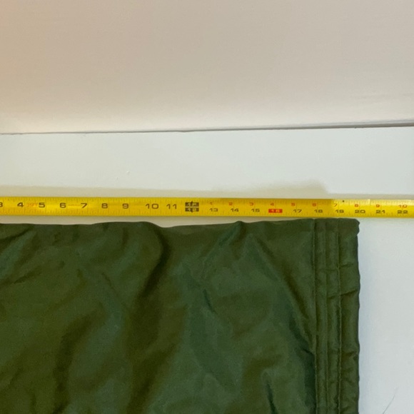 Timber King green large jacket. Has some wear but still a lot of use. Small snag - Picture 11 of 11